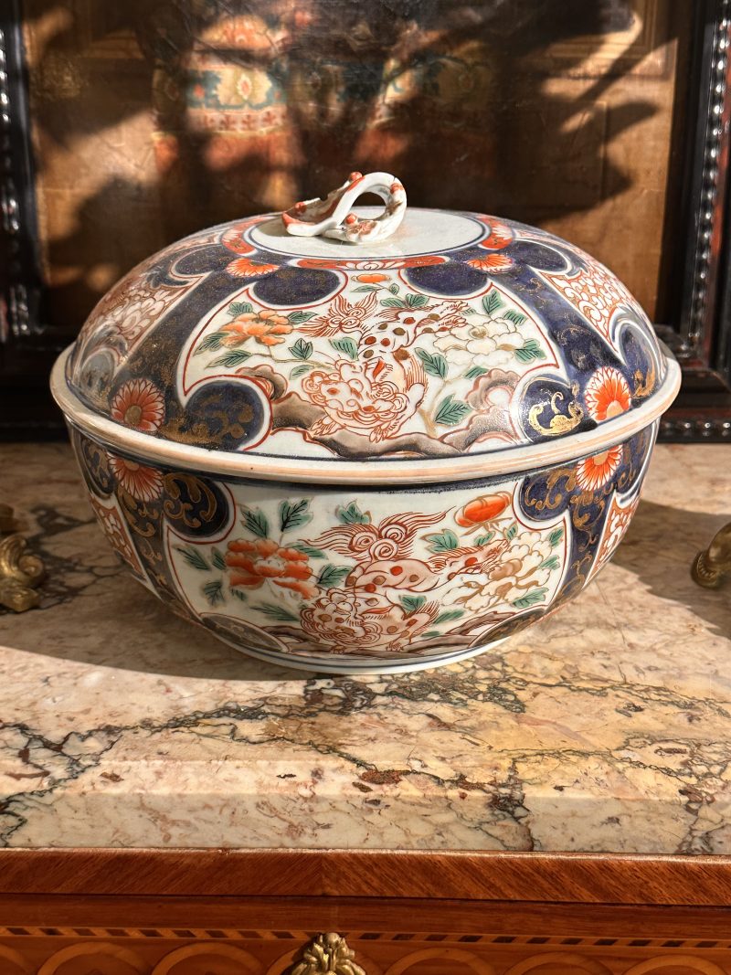 Japanese Imari 18th century gilt mounted flower vases, 18th century, the gilt mounting european and of later date - detail 5