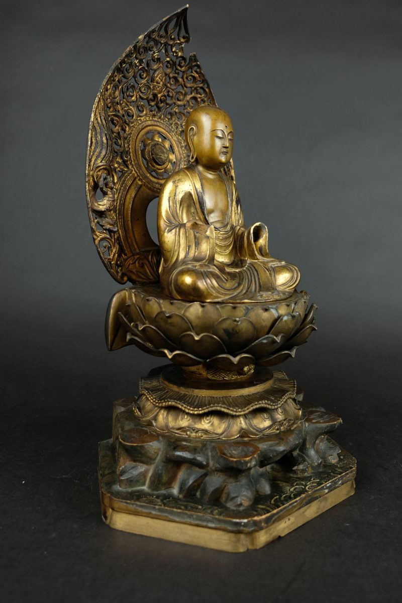 Japanese Buddha on lotus, 19th century - detail 5