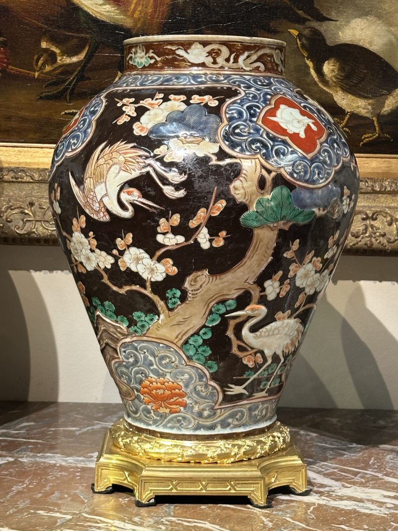 Large Arita Imari Japanese vase edo 17th century with gilt bronze mounted foot, Edo period, 17th century