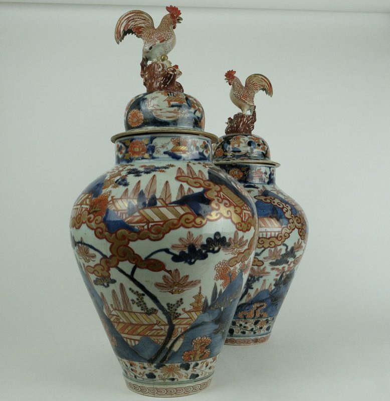 Pair 18th century japanese Imari cockerel vases, early 18th century